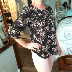 Van Heusen top